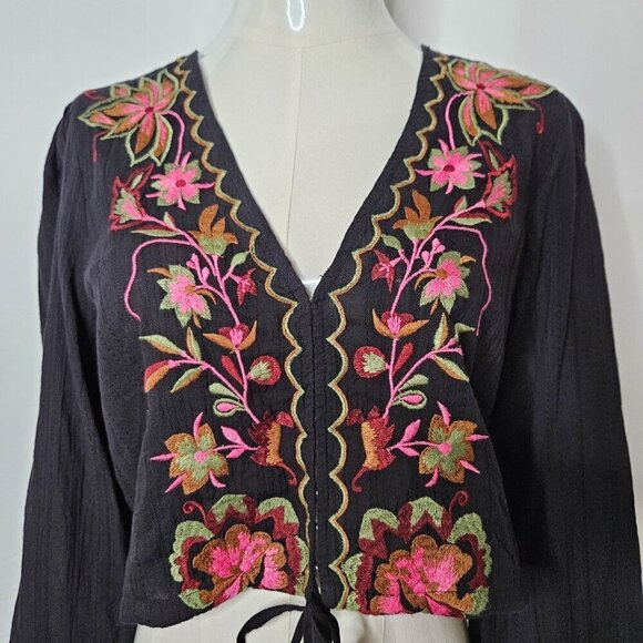 Allison New York Floral Large Top Crop Embroidered Bohemian Peasant Top Colorful - Picture 4 of 8